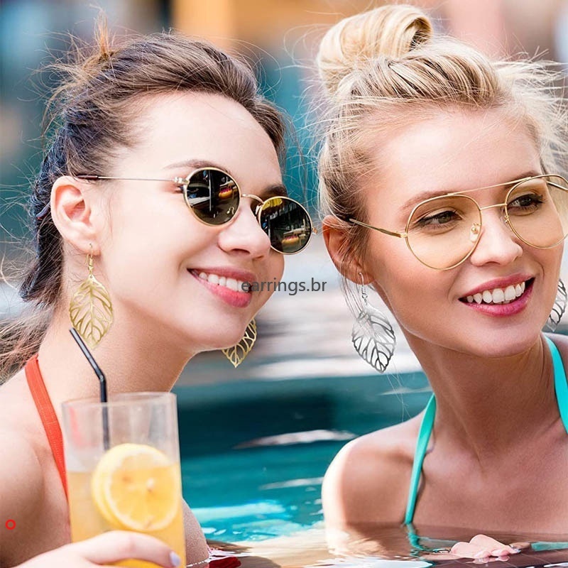 Khuyên tai dáng dài hình lá kim loại xinh xắn cho nữ