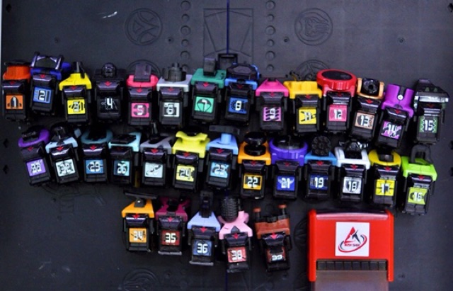 ĐỒ CHƠI MÔ HÌNH DX | CANDY | GASHAPON SWITCH KAMEN RIDER Fourze