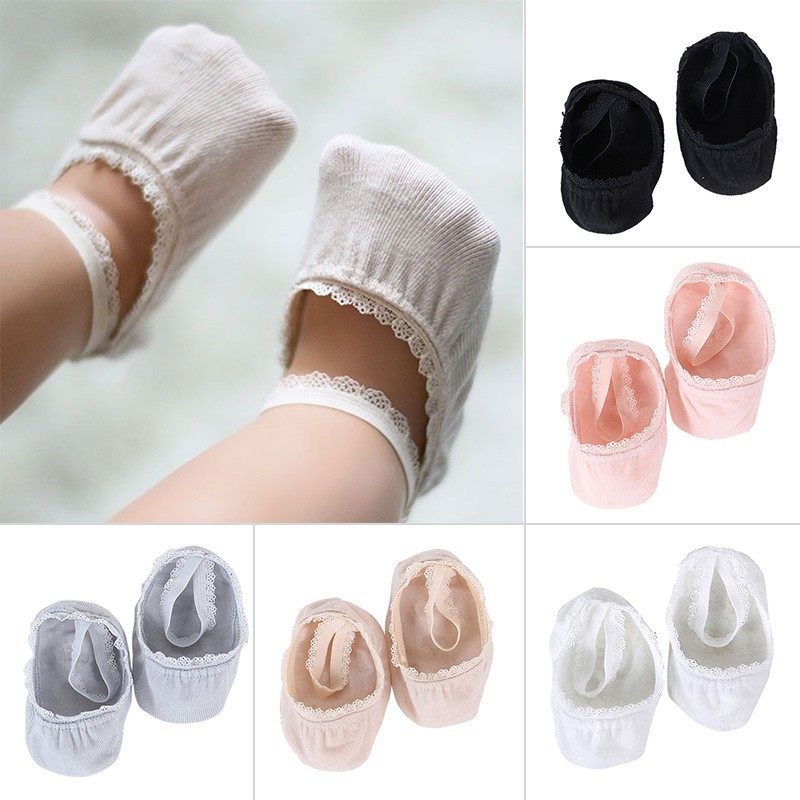 Đôi vớ cotton phối ren mềm mại cho bé