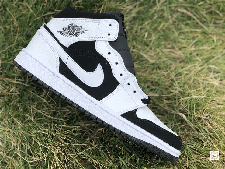 (FREESHIP+FULLBOX) Giày thể thao AIR JORDAN 1 Retro High trắng đen cổ cao | BigBuy360 - bigbuy360.vn