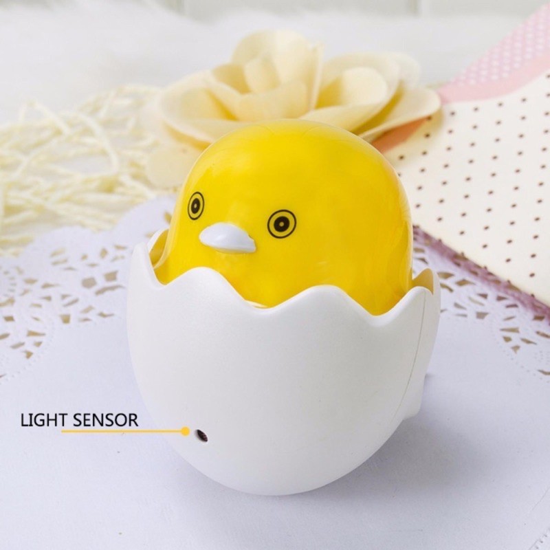 Đèn ngủ led cảm ứng gà con dễ thương