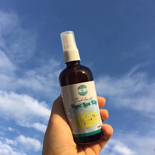 Tinh dầu xịt thơm quần áo