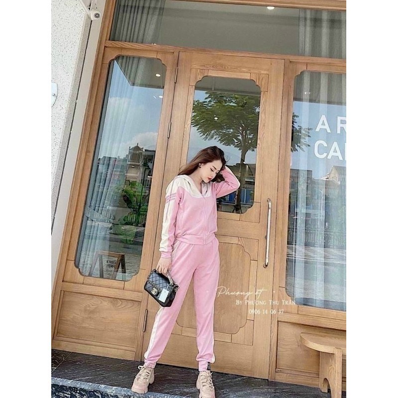 Bộ thể thao 2 màu hồng/ đen dành cho nữ