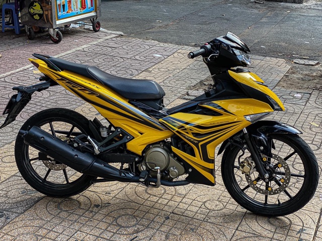 Tem Exciter 150 Malay vàng đen mới 2020