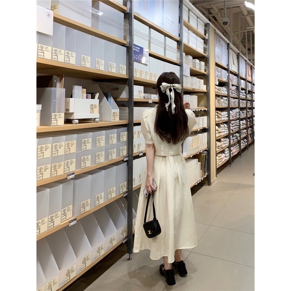 Set Đồ Nữ Sang Chảnh Tiểu Thư Áo Crotop Chân Váy Xếp Ly Chất Vải Trượt xước Mềm Mịn Áo Phối Cổ Nơ Váy Dáng Xòe