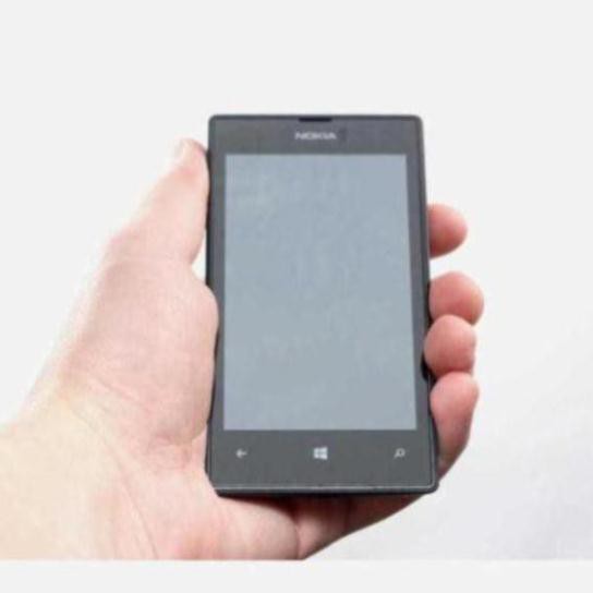 Điện Thoại Cổ Lumia 520 Chính Hãng Đầy Đủ Phụ Kiện Có Hộp
