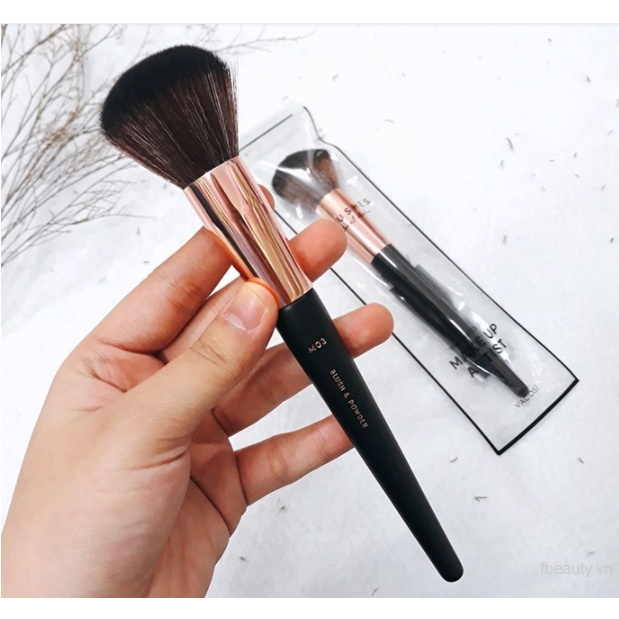 Cọ Phủ Phấn &amp; Má Hồng Vacosi Blush &amp; Powder Brush M03