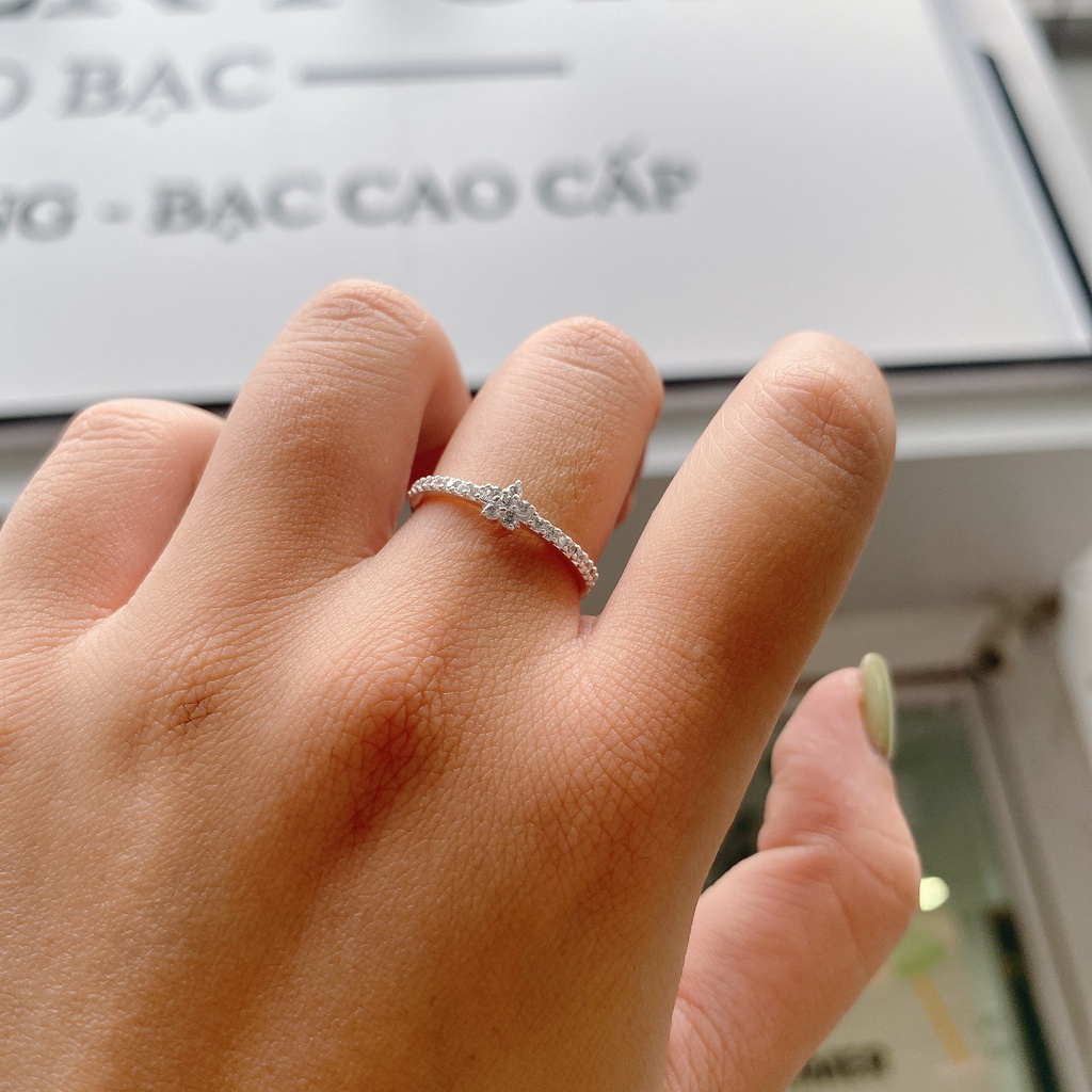 Nhẫn Bạc Ta CaoBac Silver Hoa Mini Cạnh  Đính Đá Nhẹ Nhàng Lấp Lánh Quà Tặng Sang Chảnh Thời Trang Cho Bạn Gái