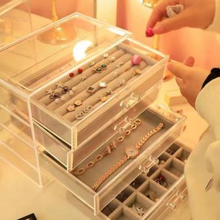 Hộp đựng trang sức 4 tầng mica cao cấp