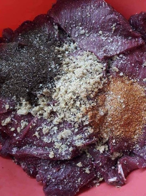 Thịt trâu gác bếp