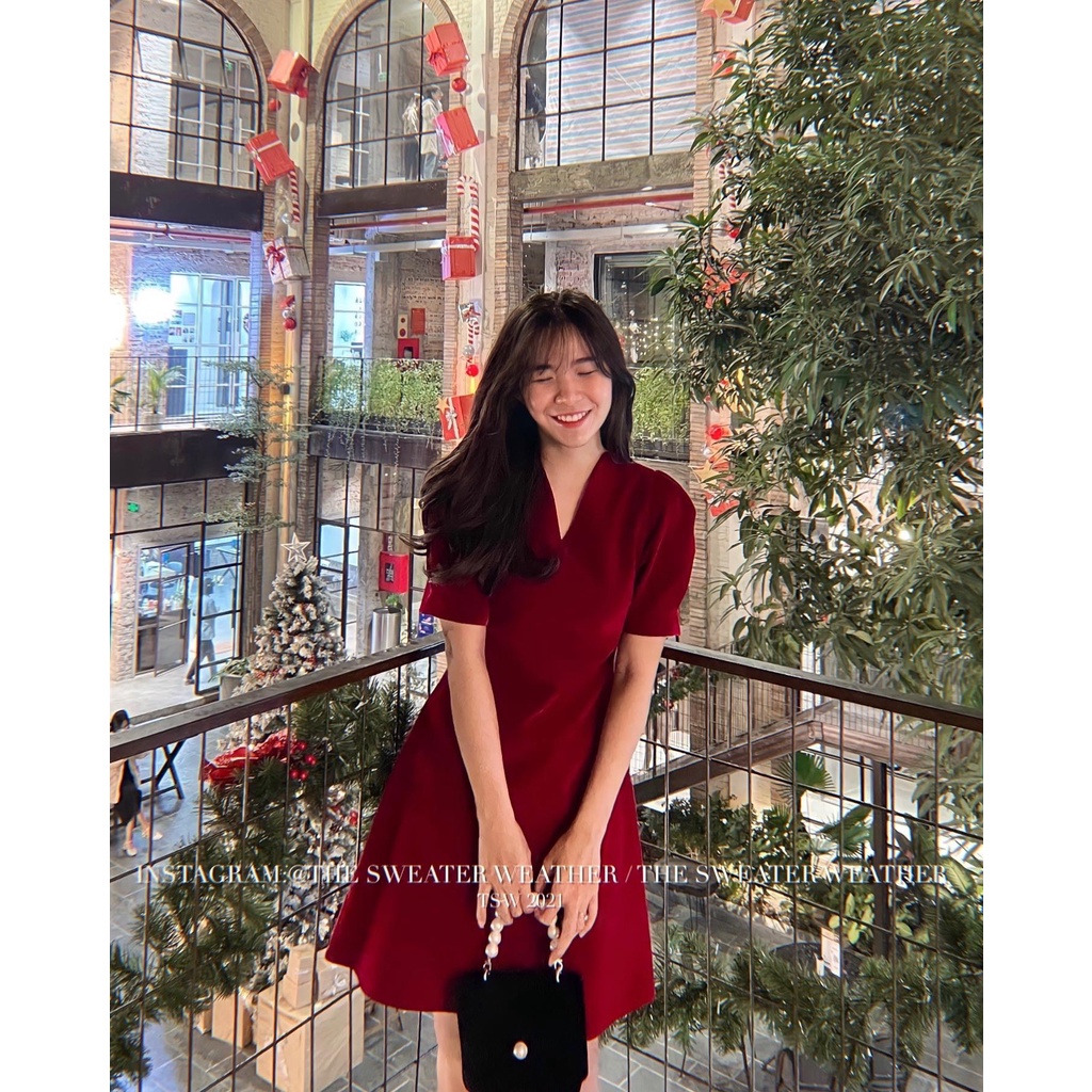 (Ảnh thật) Váy nhung dáng xoè cổ V tay bồng the.sweaterweather TSW