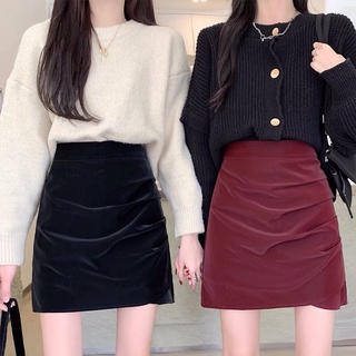 Chân váy chữ A màu đỏ (sẵn)