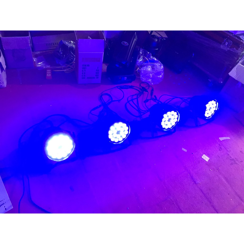 Đèn Led 18x15 4in1