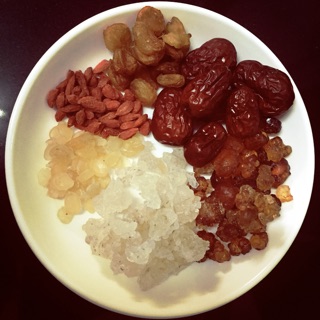 Combo Nhựa Đào, Bồ mễ, táo đỏ, Tuyết yến, long nhãn, hat chia, kỹ tử