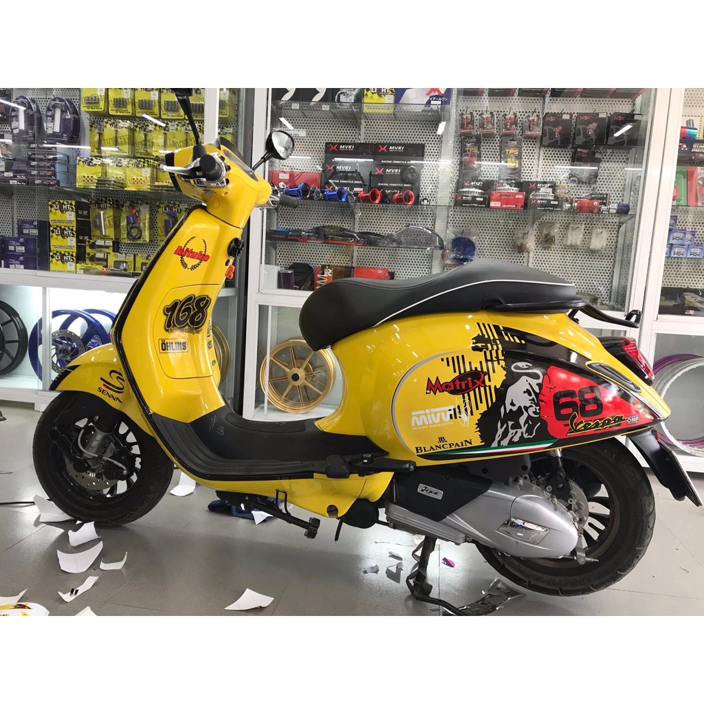 Tem Rời vespa sprint/ primavera 01 RedBull xe vàng
