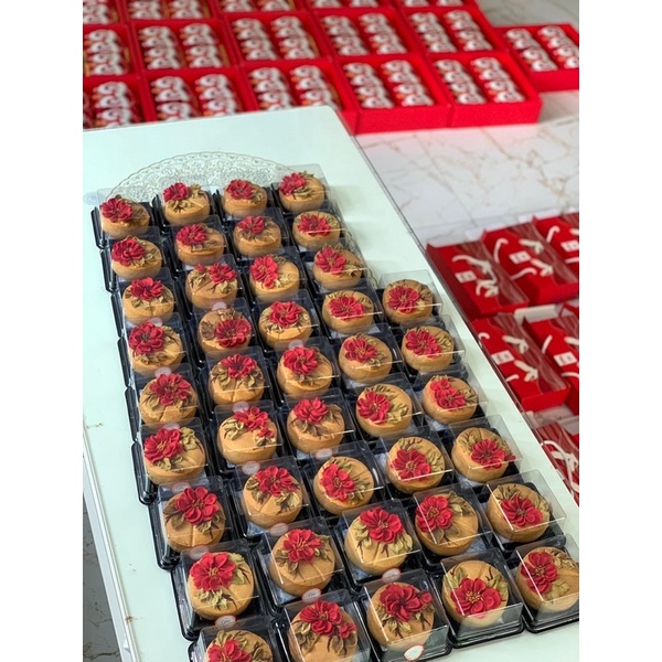 Hộp pet vuông kt trong lòng 8.8cm, cả hộp 9,8cm cao 5cm