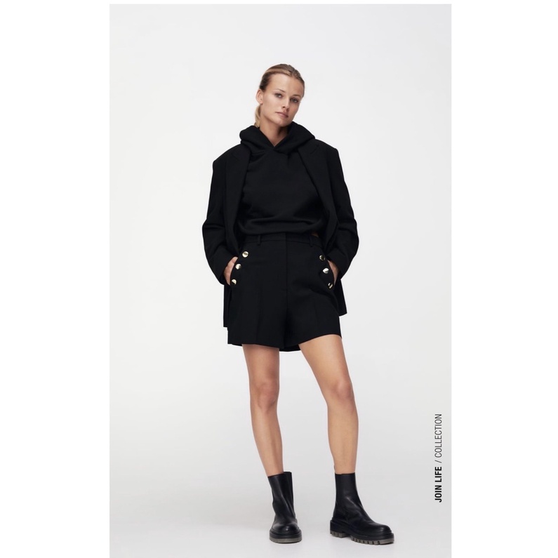 Quần short Zara cạp cao miệng túi đính khuy 4 màu ( Mẹ )