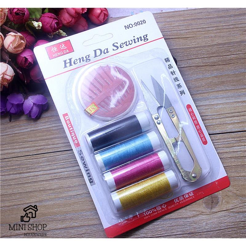 Combo 4 Cuộn Chỉ Nhiều Màu 8 Kim Khâu Các Loại Và 1 Kéo Cắt Dùng Sửa Chữa May Vá Gia Đình
