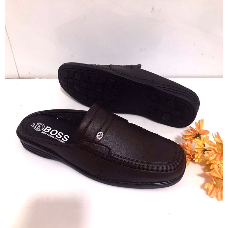 Giày không gót nam màu nâu.da mềm..mẫu mới nhất hiện nay | BigBuy360 - bigbuy360.vn