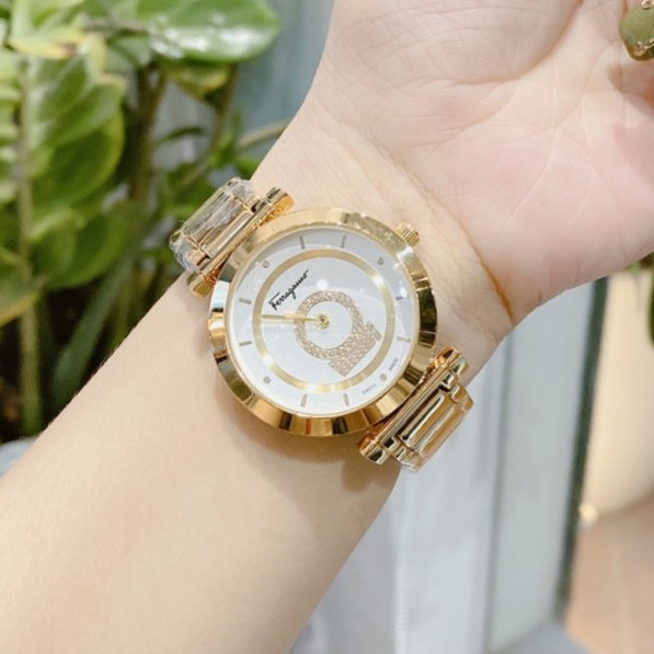 Đồng hồ nữ Ferragamo dây kim loại + kính khoáng chống xước