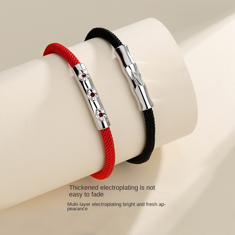 Cặp Vòng Tay Dây Đỏ Xinh Xắn Cho Cặp Đôi