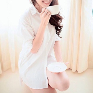 Áo sơ mi dáng dài đen trắng