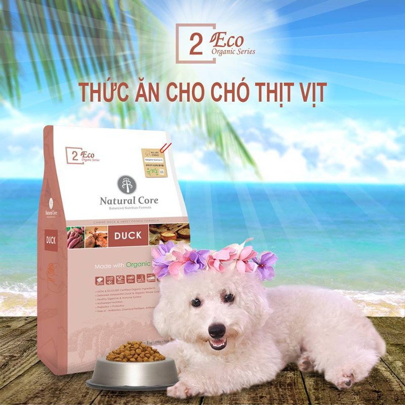 10kg THỨC ĂN HỮU CƠ NATURAL CORE CHO CHÓ THỊT VỊT chế biến từ các loại thịt tươi và các nguyên liệu được chứng nhận.