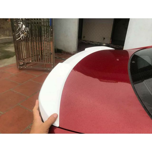 Đuôi gió thể thao, cánh lướt gió Xe Kia K3 2021 2022 Hàng Mộc Chưa Sơn mẫu 02 Tặng kèm keo dính