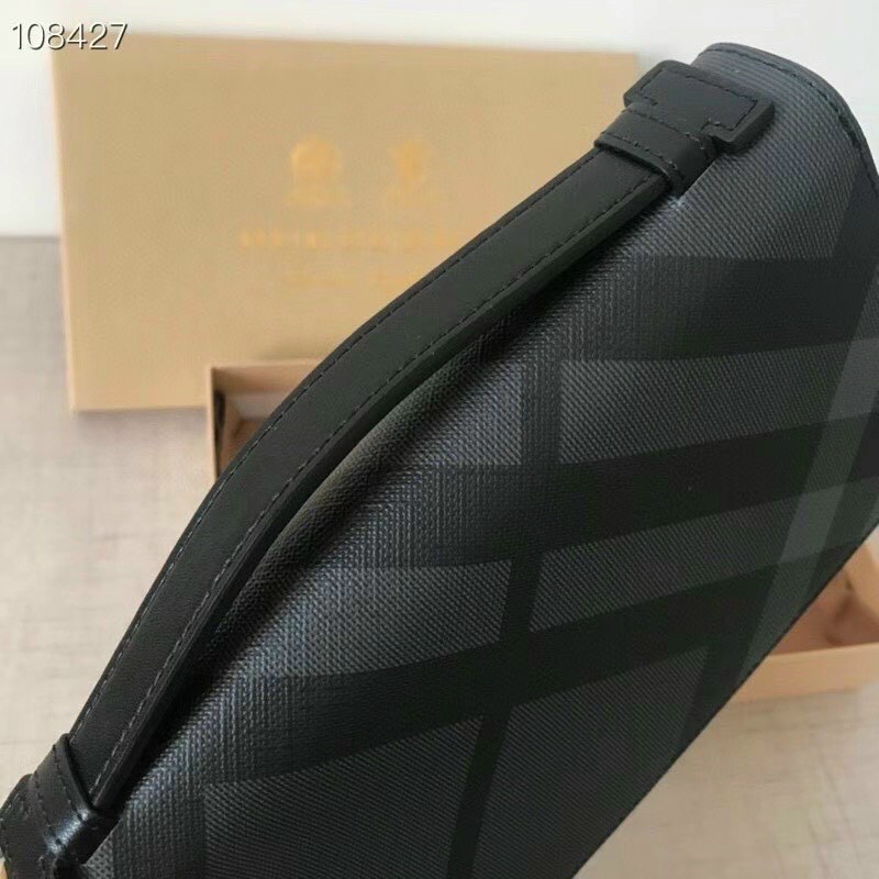 TÚI CLUTCH BBR HAI NGĂN