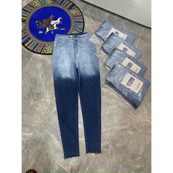 Quần jeans loang màu rách, quần bò có dãn đẹp dáng chuẩn