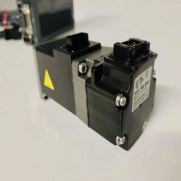 HF-KN13 Động cơ Servo JN,JE không Thắng 100W