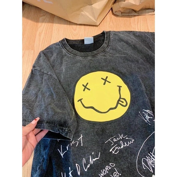 Áo thun mặt cười thái lan