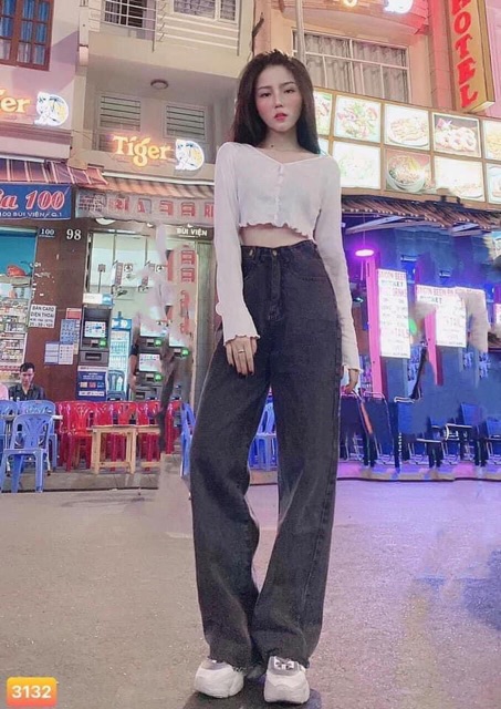Quần bò ống xuông trơn khói