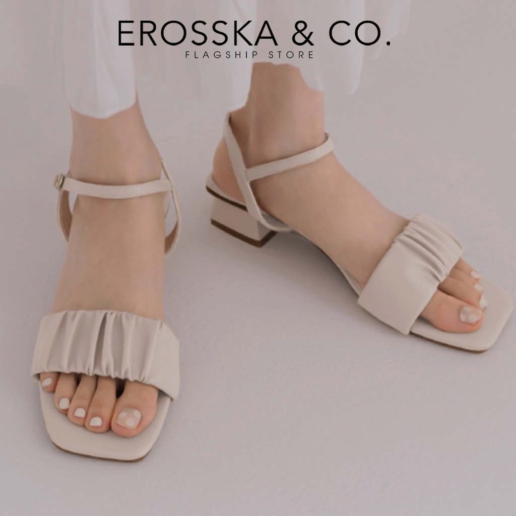 Erosska - Giày sandal cao gót nữ mũi vuông quai nhún cao 4cm màu nude - EB051