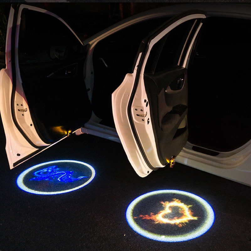 Đèn LED chiếu hình laser nhiều hoạ tiết thiết kế không dây gắn cửa xe hơi năng động sạc bằng cổng USB