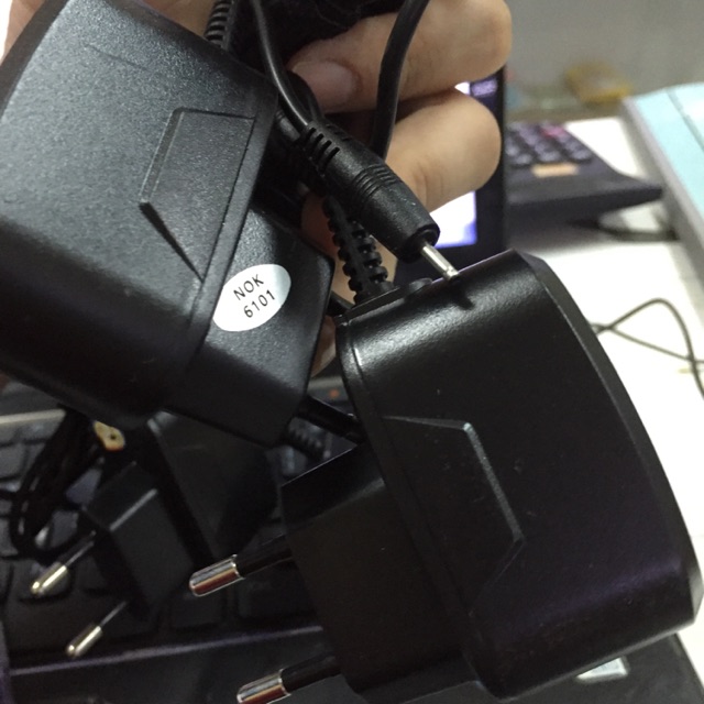 Sạc Nokia đầu nhỏ