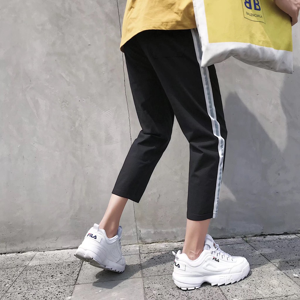 GETRICH quần jean vạch kẻ sườn siêu hot hit 2020 | BigBuy360 - bigbuy360.vn