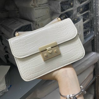 Túi Đeo Chéo Cnk Cho Nữ Bản Nhỏ Đỏ Đen Trắng Hàng Xuất Dư