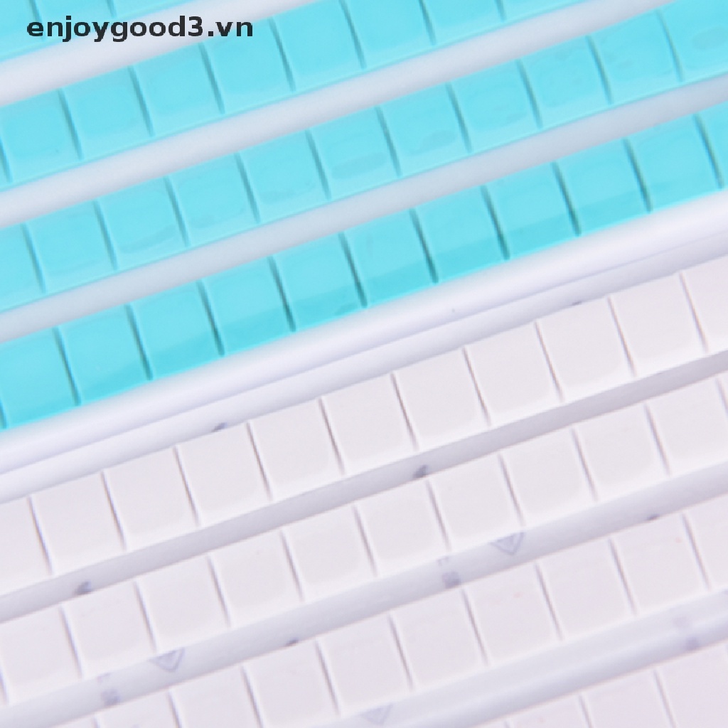 Keo dán móng tay bằng đất sét màu trắng xanh có thể tái sử dụng<br>