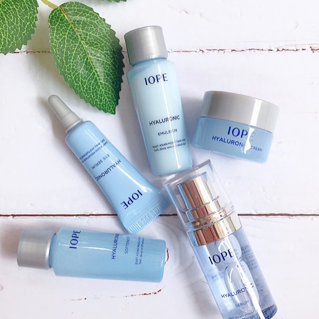 Bộ dưỡng da mini iope hyaluronic special gift set