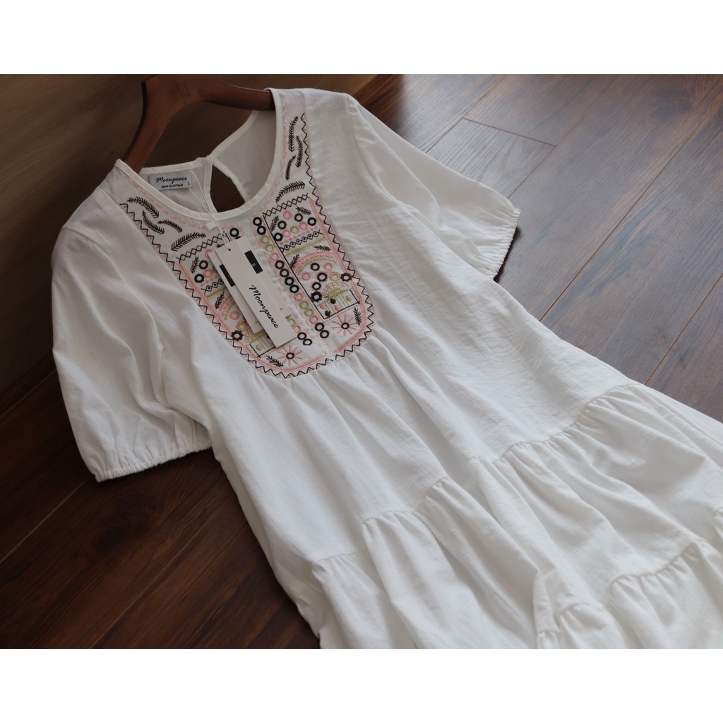 Đầm thêu hoạ tiết - Chất vải cotton xịn siêu mềm