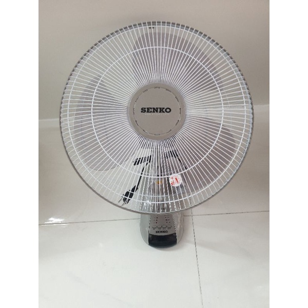 Quạt treo SENKO có điều khiển và không khiển giá rẻ