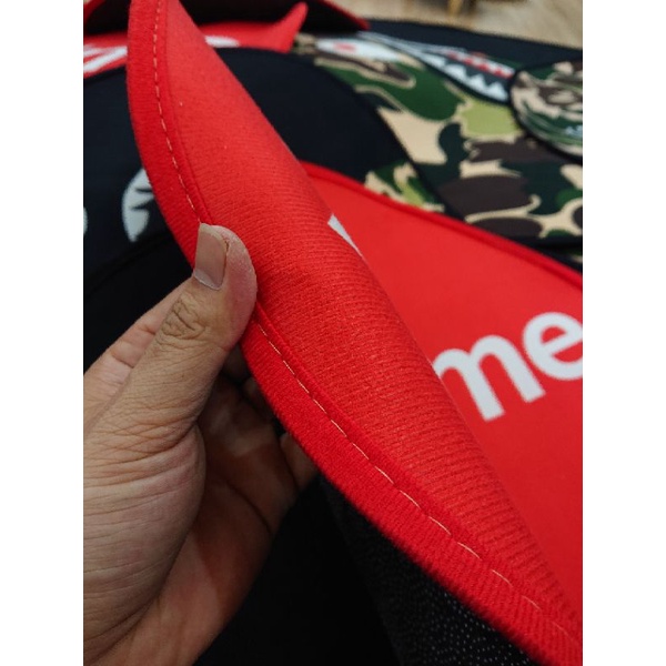Thảm nhung tròn Supreme, Bape