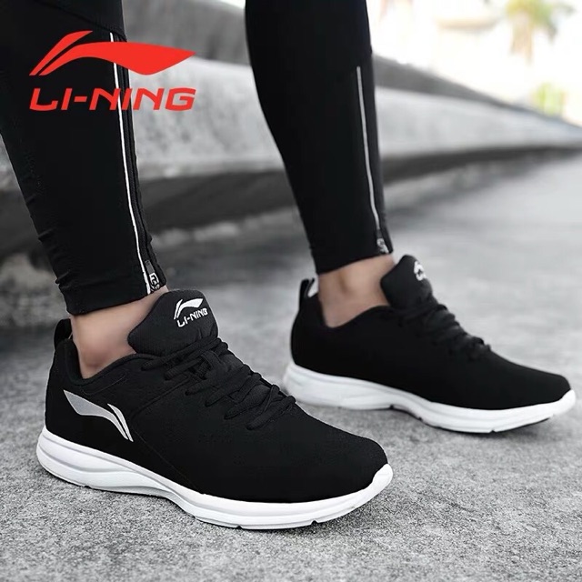 Giầy thể thao nam  lining chính hãng. Dáng gọn ôm chân. Size 40 41 42 43 44 45 46. Các màu đen trắng. Đen đỏ . ghi xanh.