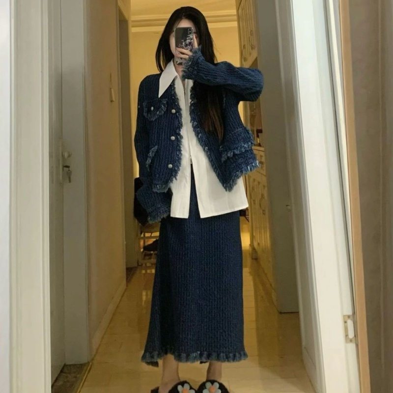 Áo Khoác Jean Kèm Chân Váy Phong Cách Retro Thời Trang Xuân Thu Cho Nữ