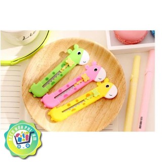 Dao rọc giấy Deli - con Hươu