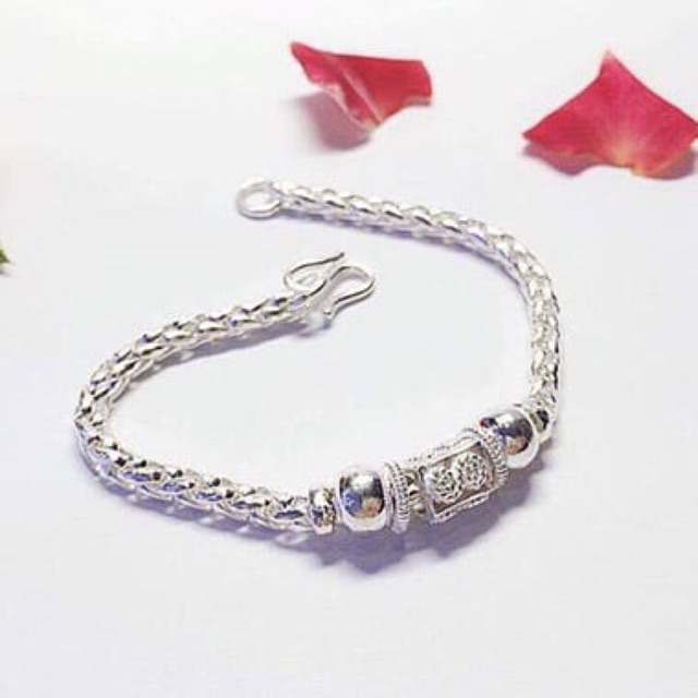 Lắc bạc trẻ em