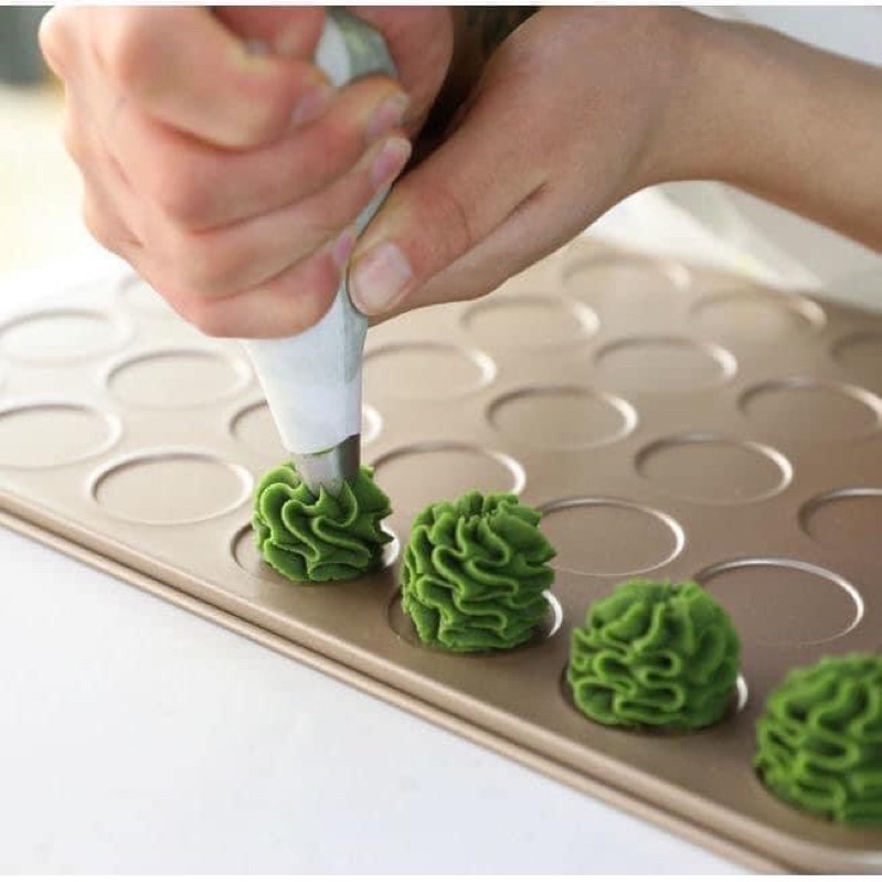 Khay nướng bánh Macaron 35 ô