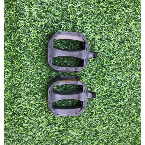 Bàn đạp  xe đạp trẻ em trục 12mm