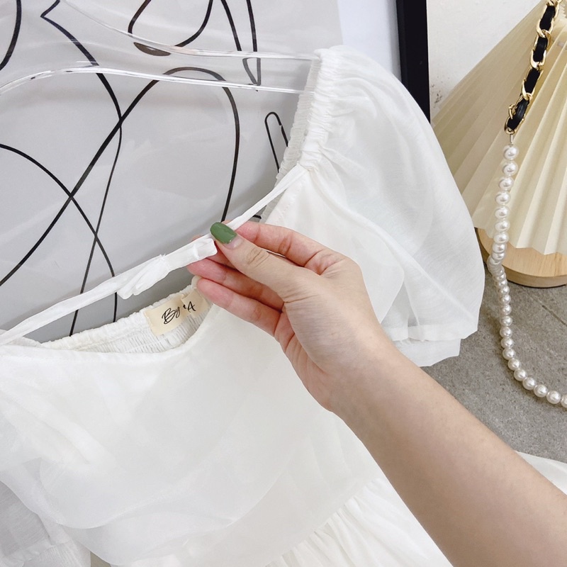 ĐẦM MIDI TRẮNG CỔ V DÂY NGANG NGỰC ✨